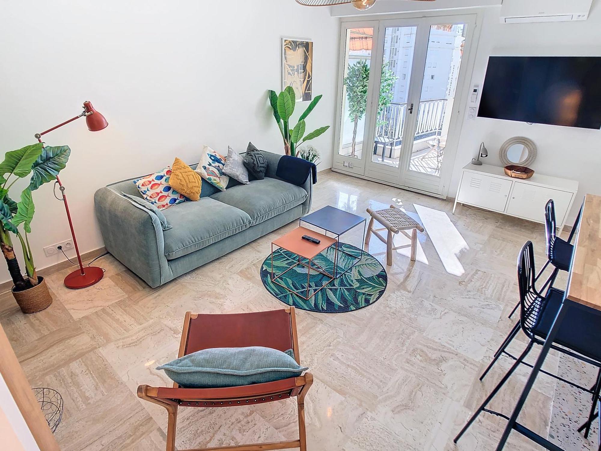 1 Bedroom Velasquez, 5 Mins From Croisette 244 Riviera * Cannes